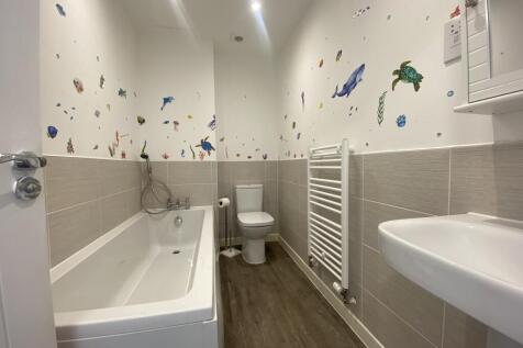 Bathroom First Floor