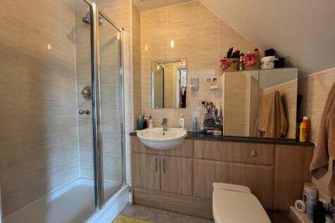 Master Ensuite