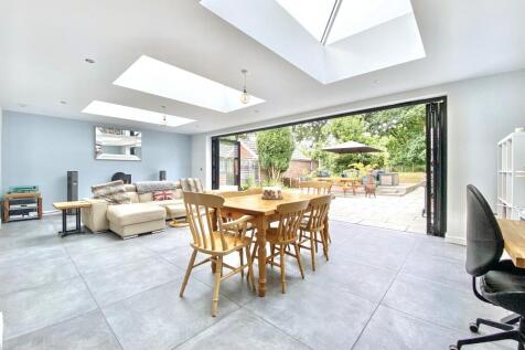 Family/Dining Room