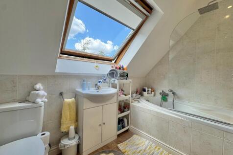 Bedroom One Ensuite