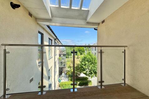 Covered balcony