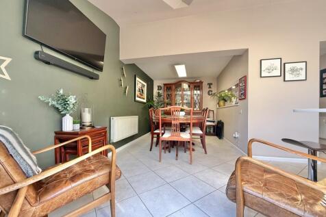 Dining/Family Area