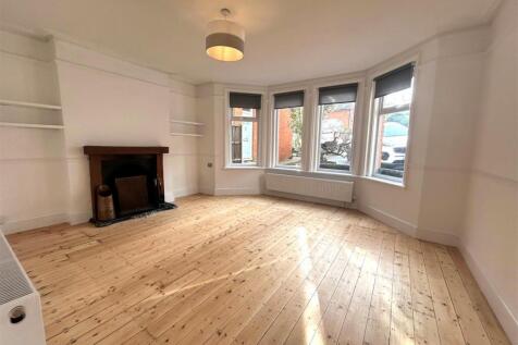 Living Room.jpg