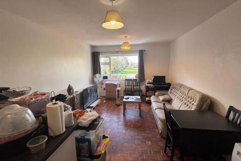 Living room.jpg