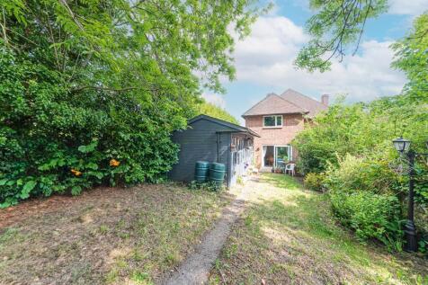 5 Weybourne Road (13).jpg
