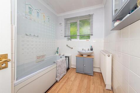 5 Weybourne Road (20).jpg