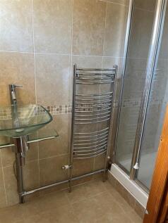 En Suite 2.jpg