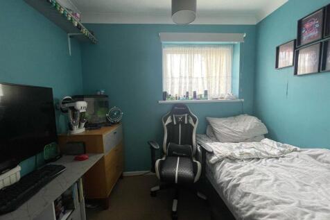 Bedroom 2.jpeg