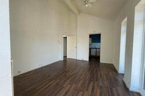 Lounge 2.jpeg