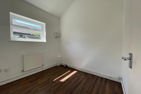 Bedroom 2.jpeg