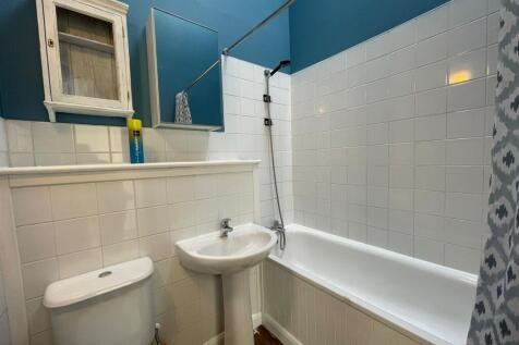 Bathroom.jpeg