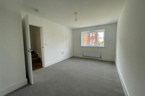 Living Room.jpg