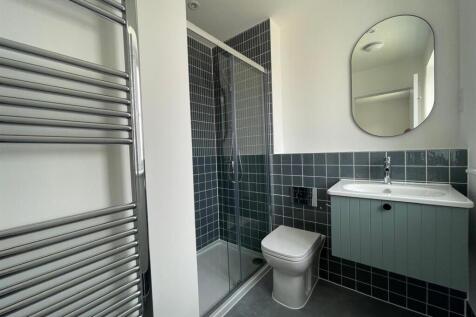 En-Suite Shower Room.jpg