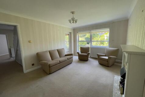 Lounge 1.jpeg