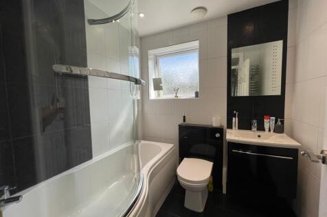 Bathroom.jpeg