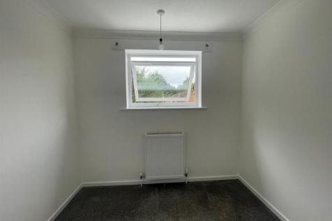 Bedroom 3.jpg
