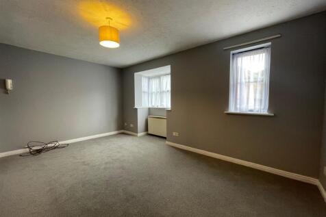 Lounge 2.jpg