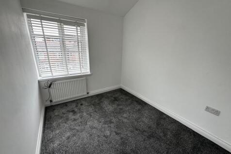 bed 3.jpg