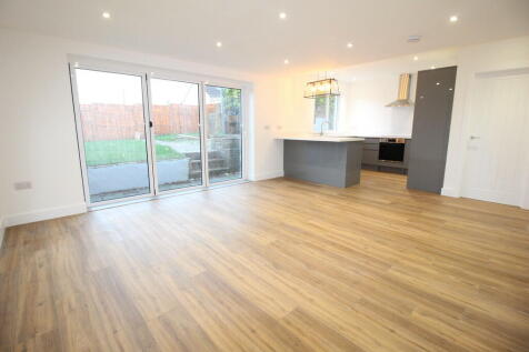Kitchen/living ar...