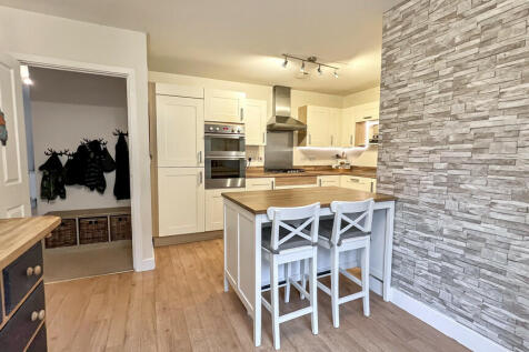 Kitchen/dining ro...