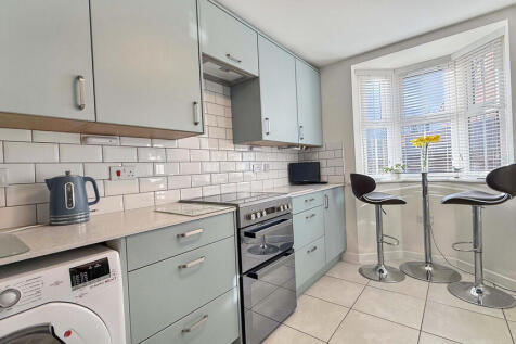 Kitchen/breakfast...