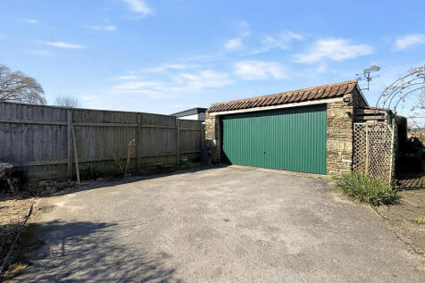Garage and drivew...