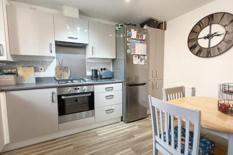 Kitchen/dining ro...