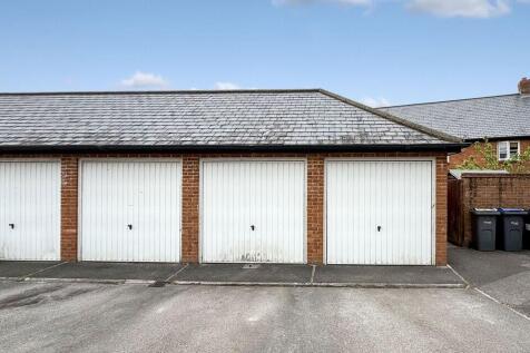 Garage and drivew...