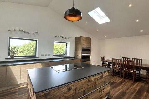 Kitchen and Dinin...