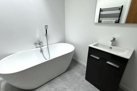 Master En-Suite