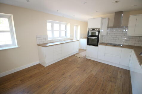 Kitchen/dining ro...