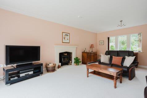 12c Westbury Rd A...