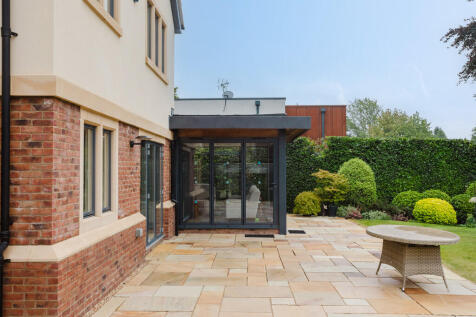 12c Westbury Rd A...
