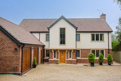 12c Westbury Rd A...