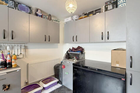 Kitchen/dining ro...
