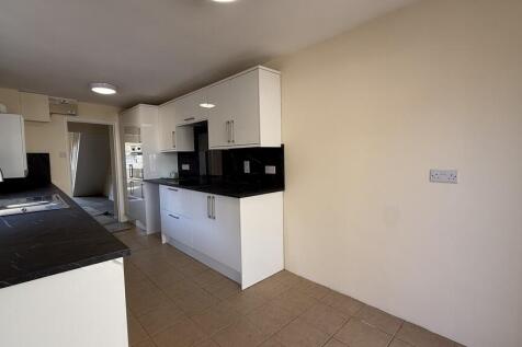Kitchen/dining ro...