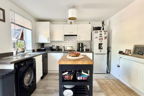 Kitchen/dining ro...