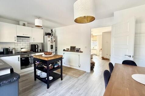 Kitchen/dining ro...