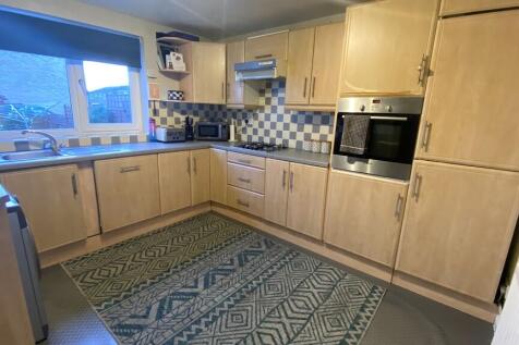 Kitchen/breakfast...