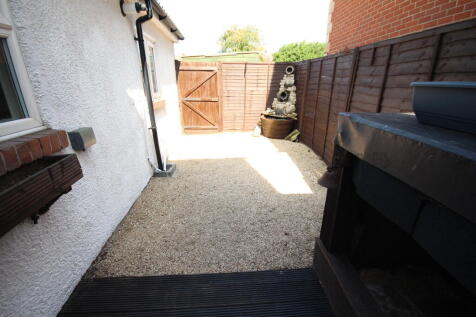 Courtyard garden