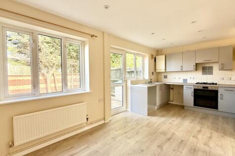Kitchen/dining ro...