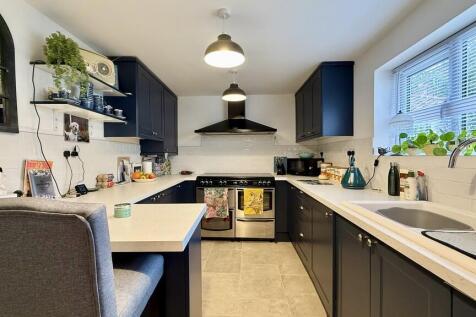 Kitchen/dining ro...