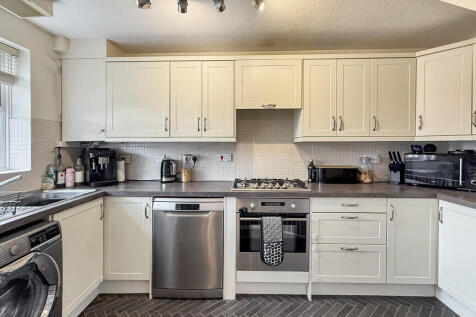 Kitchen/dining ro...