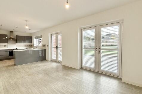 Kitchen/family ro...