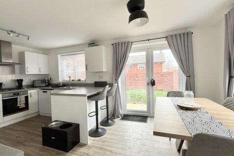 Kitchen/dining ro...