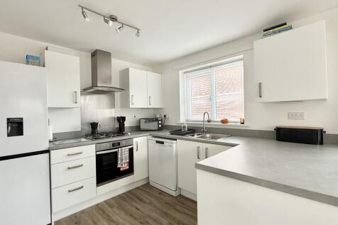 Kitchen/dining ro...