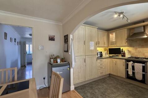 Kitchen/dining ro...