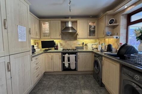 Kitchen/dining ro...