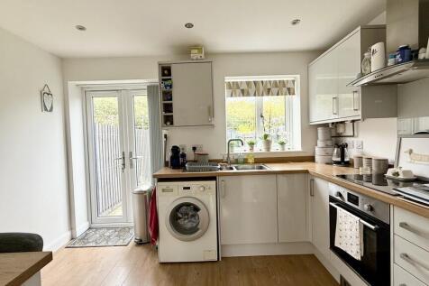 Kitchen/dining ro...