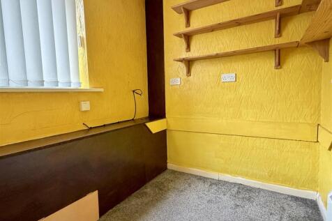 STUDY/SMALL BEDROOM TWO